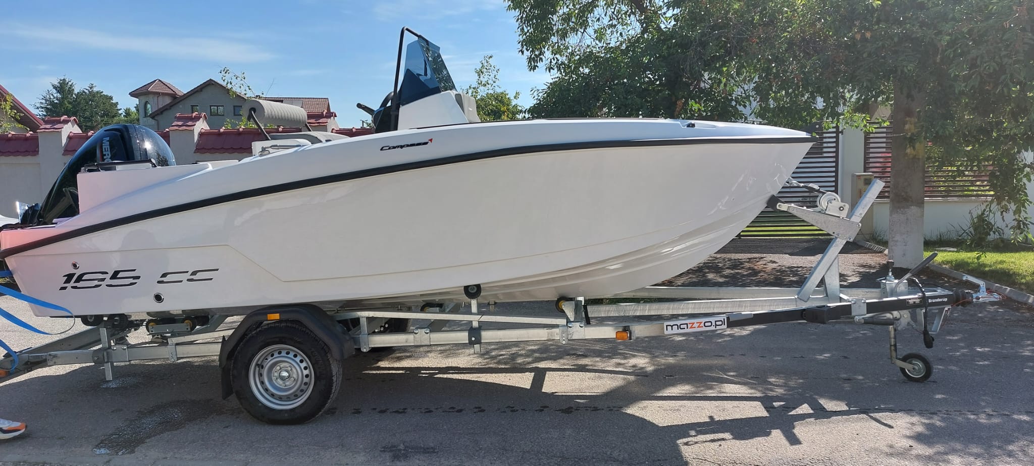 Barca Compass 165CC cu Mercury F115 si peridoc, 27500 Euro TVA inclus